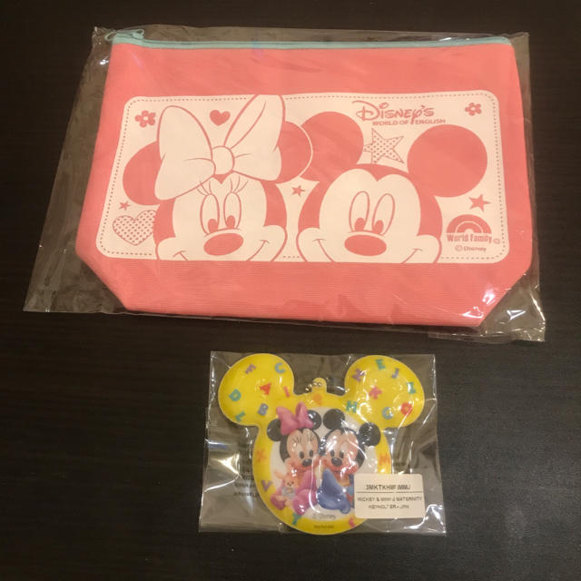 Disney(ディズニー)の【未開封】ディズニー非売品ポーチ&マタニティマーク【値下げ】 キッズ/ベビー/マタニティのマタニティ(その他)の商品写真