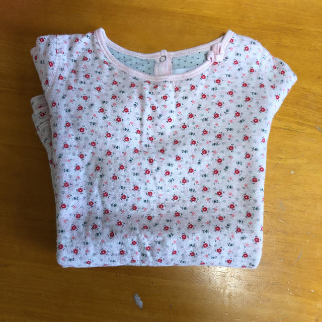 PETIT BATEAU(プチバトー)の小花柄ワンピース キッズ/ベビー/マタニティのベビー服(~85cm)(ワンピース)の商品写真