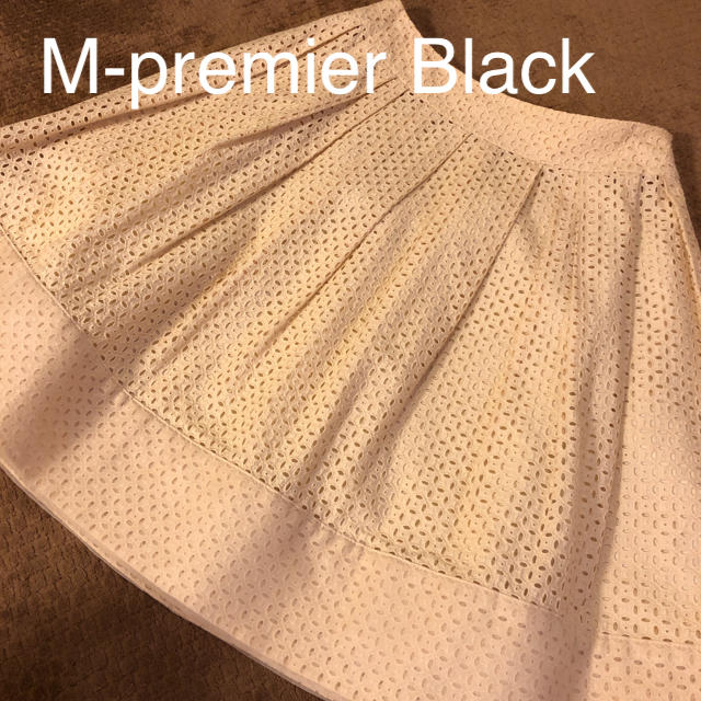 M-premier(エムプルミエ)のまいれん様専用 Mプルミエアイレットレーススカート レディースのスカート(ひざ丈スカート)の商品写真