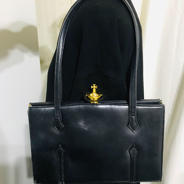 Vivienne Westwood - Vivienne Westwood オーブ 牛革 鞄Blackの通販 by Kcerica'shop