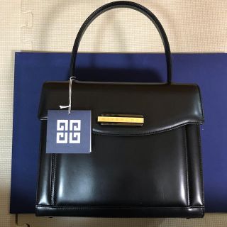 ジバンシィ(GIVENCHY)のジバンシィジバンシーGIVENCHY ハンドバッグ 新品未使用 本革牛革 訳あり(ハンドバッグ)