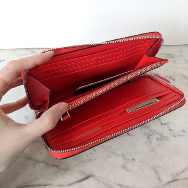 BURBERRY - 【新品】Burberry グラフィティ 長財布 ビンテージ BURBERRY - 【新品】Burberry グラフィティ 長財布 ビンテージ