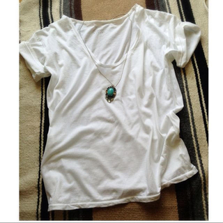 トゥモローランド(TOMORROWLAND)のベーシック白Ｔシャツ(Tシャツ(半袖/袖なし))