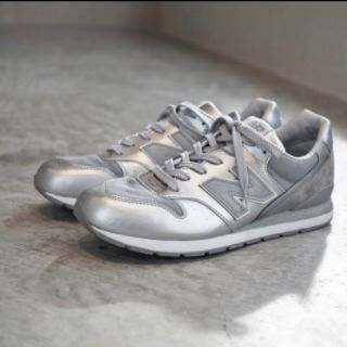 ニューバランス(New Balance)のNew Balance シルバースニーカー 24.5 NB ニューバランス(スニーカー)