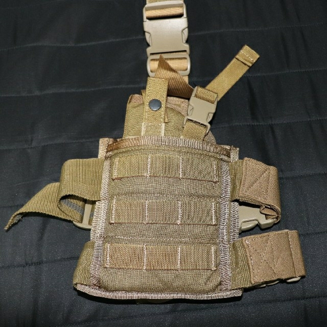 Flyye SpecOps Seals Drop Leg Holster

左用 エンタメ/ホビーのミリタリー(個人装備)の商品写真