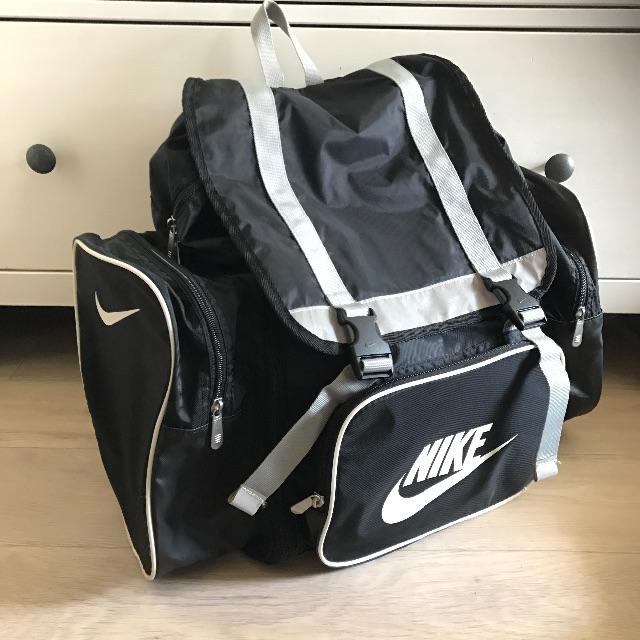 Nike Nike ナイキ大容量リュック 修学旅行 林間学校の通販 By Yellow Heart S Shop ナイキならラクマ