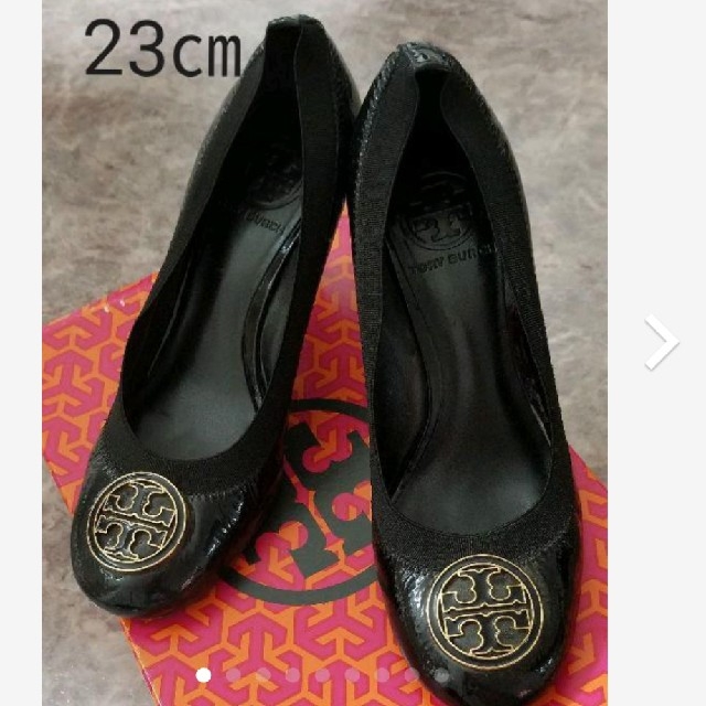 Tory Burch(トリーバーチ)の【専用です】　Tory Burch　エナメルパンプス レディースの靴/シューズ(ハイヒール/パンプス)の商品写真