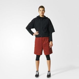 アディダス(adidas)の新品　レディース L　メッシュハーフパンツ　　(定価6,469円)(ショートパンツ)