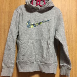 ナイキ(NIKE)のナイキ パーカー(パーカー)