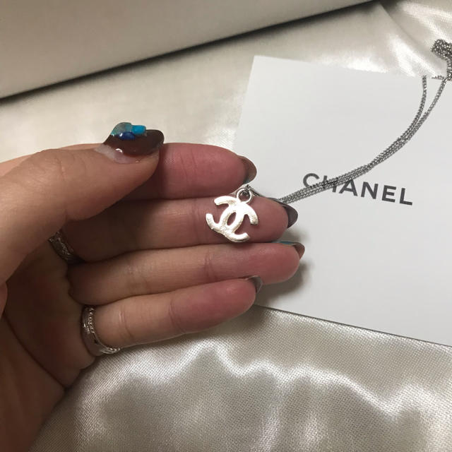 ZARA(ザラ)のCHANELネックレス レディースのアクセサリー(ネックレス)の商品写真