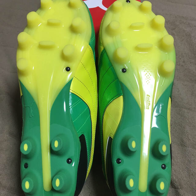 プーマ パラメヒコライト 15HG トリックス 27.5㎝ サッカー プーマ パラメヒコライト 15HG トリックス 27.5㎝ サッカー