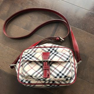 バーバリーブルーレーベル(BURBERRY BLUE LABEL)のBurberry ショルダーバック 赤(ショルダーバッグ)