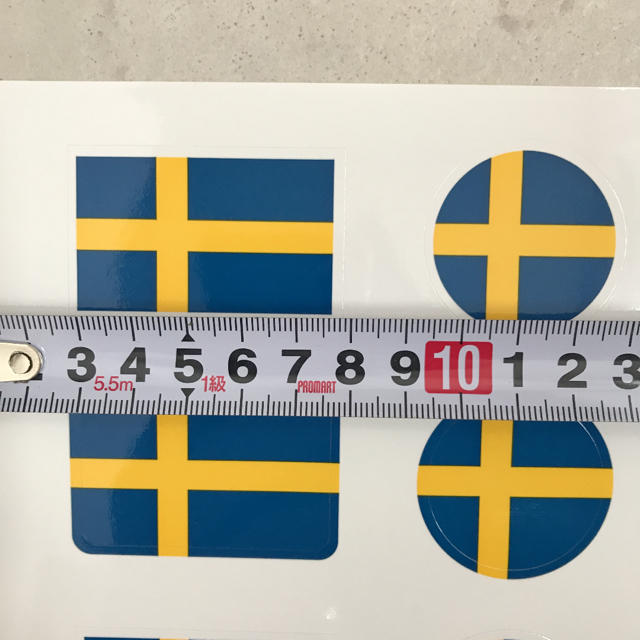 Volvo(ボルボ)の【未使用】ボルボ スウェーデン国旗シール エンタメ/ホビーのコレクション(ノベルティグッズ)の商品写真