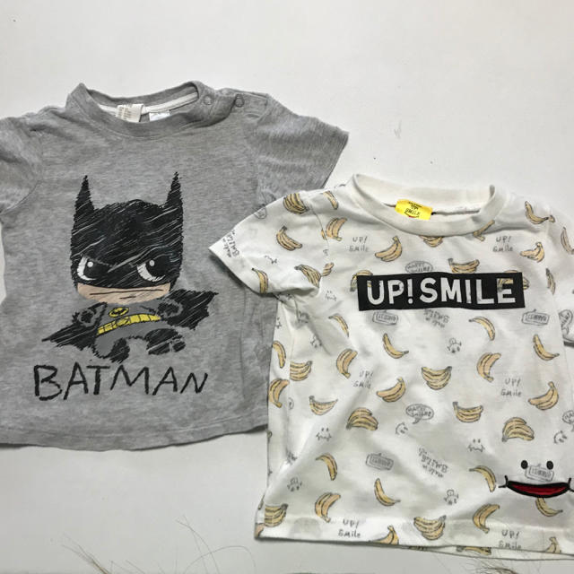 H&M(エイチアンドエム)のH&Mバットマン&UP!SmileTシャツ2枚セット✴︎700 キッズ/ベビー/マタニティのベビー服(~85cm)(Ｔシャツ)の商品写真