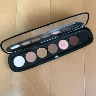 マークジェイコブス(MARC JACOBS)のmarcjacobs eyeconic(アイシャドウ)