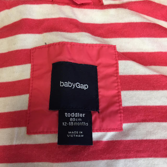 babyGAP(ベビーギャップ)の BabyGap ナイロンパーカー 80cm キッズ/ベビー/マタニティのベビー服(~85cm)(ジャケット/コート)の商品写真