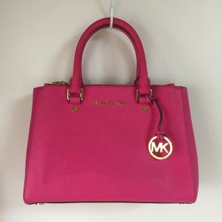 マイケルコース(Michael Kors)の☆haruさま専用☆♡MK♡ハンドバッグ♡ショルダーバッグ♡ピンク♡ゴールド(ハンドバッグ)