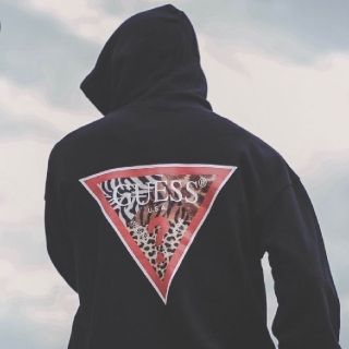 ゲス(GUESS)のGUESS×atmos L/SLV HOODIES(パーカー)