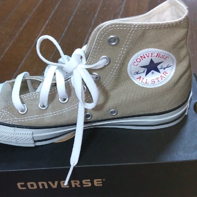 CONVERSE(コンバース)のコンバースハイカット   ベージュ レディースの靴/シューズ(スニーカー)の商品写真
