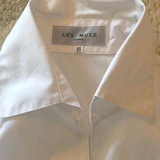 アオキ(AOKI)のLES MUES Femme 白シャツ(シャツ/ブラウス(長袖/七分))