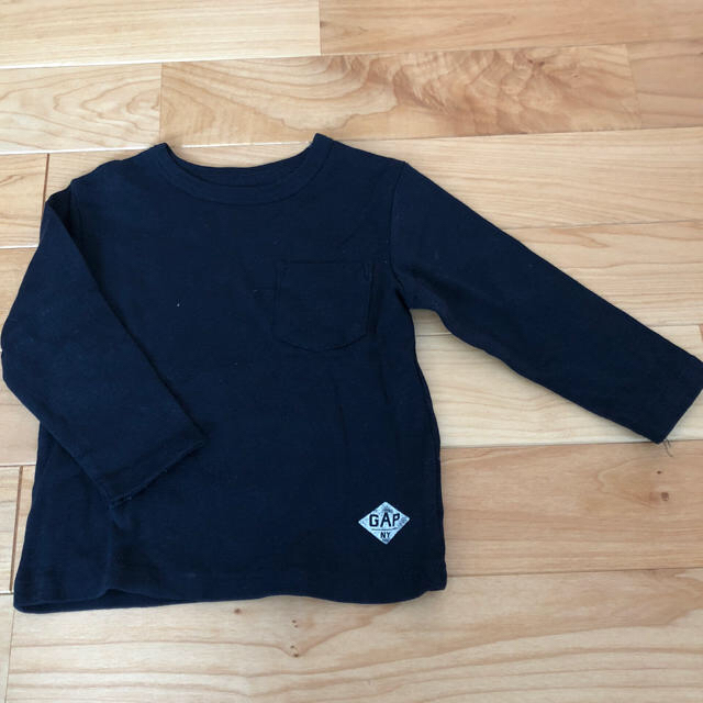 babyGAP(ベビーギャップ)のGAP ロンＴ 100 キッズ/ベビー/マタニティのキッズ服男の子用(90cm~)(Tシャツ/カットソー)の商品写真