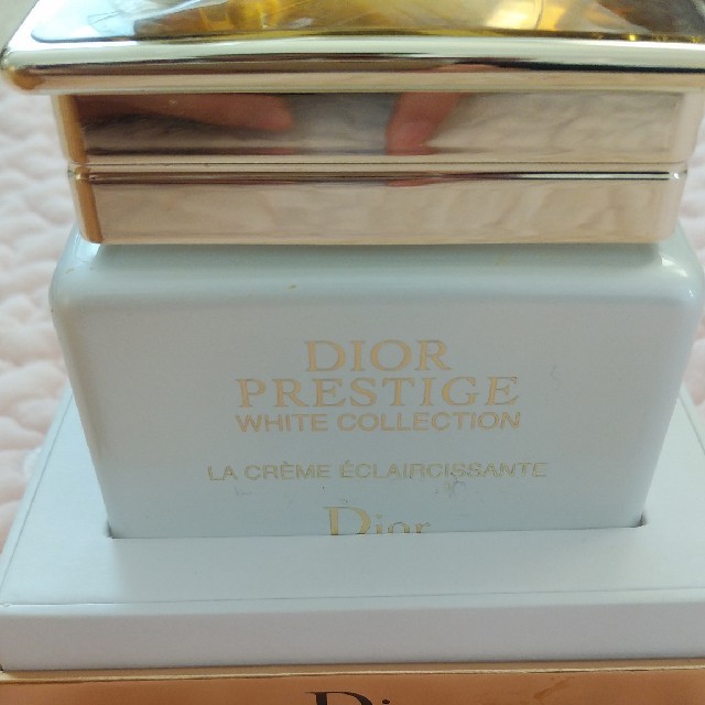 Dior(ディオール)のディオール　プレステージ　ホワイト　ラ　クレーム　スキンケア コスメ/美容のスキンケア/基礎化粧品(フェイスクリーム)の商品写真