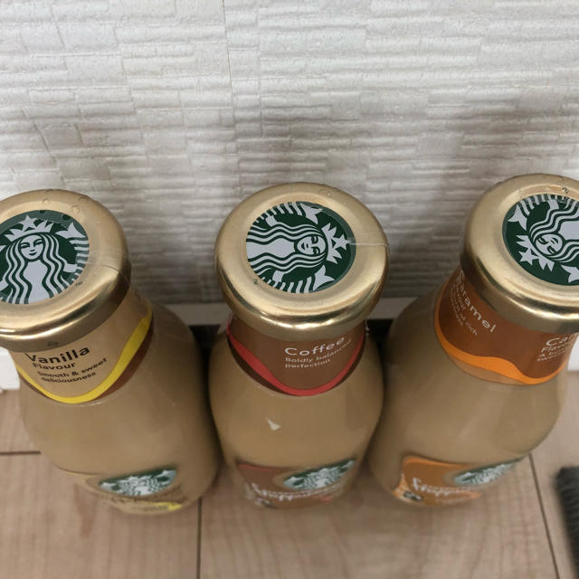 スターバックス フラペチーノ 瓶 食品/飲料/酒の飲料(コーヒー)の商品写真