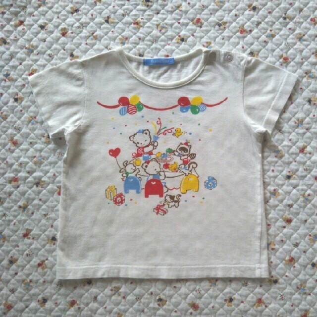 familiar(ファミリア)のgoromaru様専用です【新品】familiar Tシャツ 120 100 キッズ/ベビー/マタニティのキッズ服女の子用(90cm~)(Tシャツ/カットソー)の商品写真