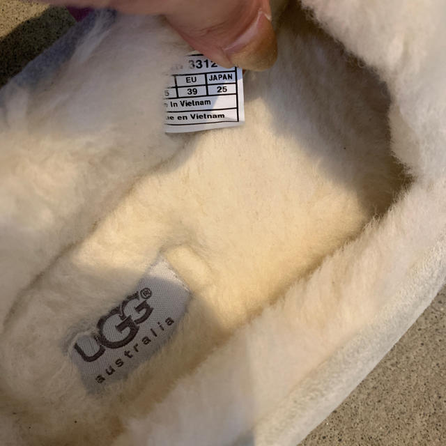 UGG(アグ)の取り置き♩ レディースの靴/シューズ(スリッポン/モカシン)の商品写真