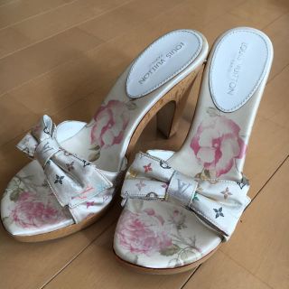 LOUIS VUITTON(サテン ・ サンダル)のフリマアイテム一覧 LOUIS VUITTON(サテン ・ サンダル)のフリマアイテム一覧