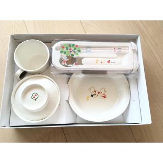 ファミリア(familiar)のfamiliar 食器セット(お食い初め用品)