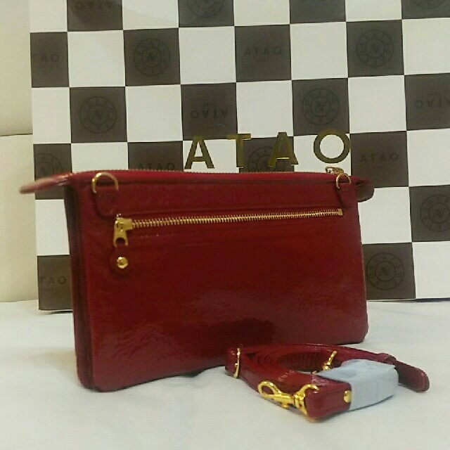 ATAO(アタオ)の《良品》アタオ　ブーブー　ラズベリーレッド　(本体のみ) レディースのファッション小物(財布)の商品写真