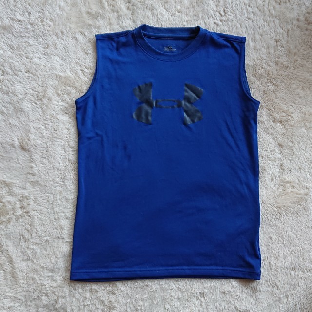 UNDER ARMOUR(アンダーアーマー)のアンダーアーマーキッズ キッズ/ベビー/マタニティのキッズ服男の子用(90cm~)(Tシャツ/カットソー)の商品写真