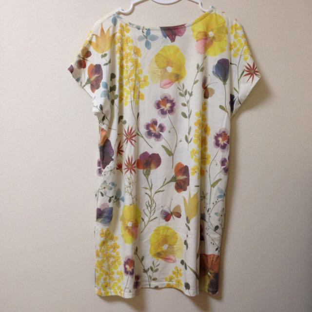 Design Tshirts Store graniph(グラニフ)の花柄ワンピース レディースのワンピース(ミニワンピース)の商品写真