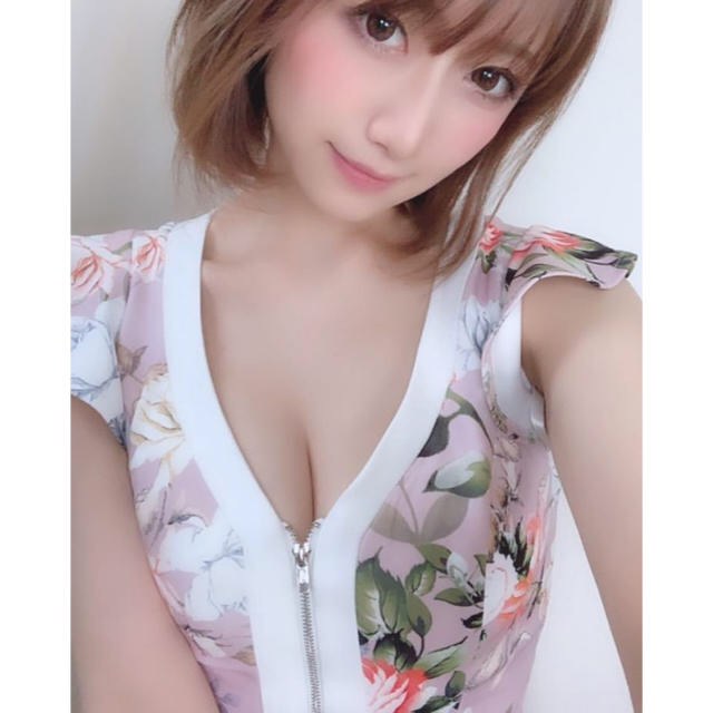 RED VALENTINO - 【新品】花柄ワンピース 花柄ドレス 上品ワンピ RED VALENTINO - 【新品】花柄ワンピース 花柄ドレス 上品ワンピ
