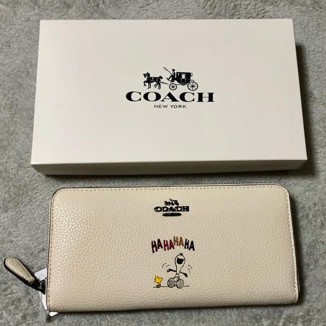 COACH 長財布 スヌーピー  白 新品 ラスト1点