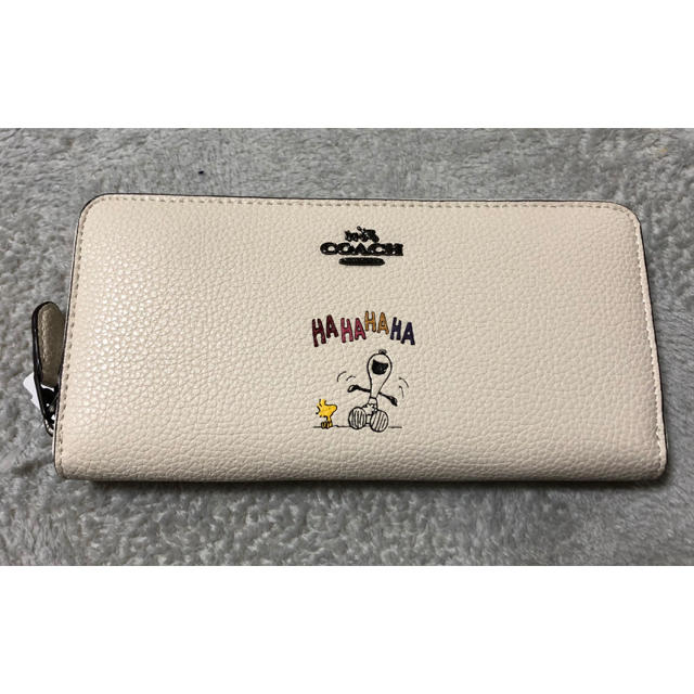 COACH 長財布 スヌーピー  白 新品 ラスト1点