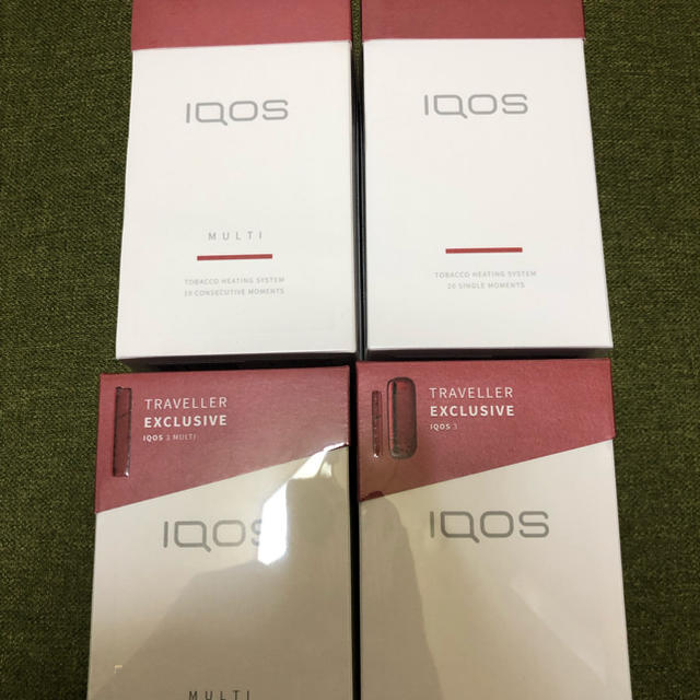 IQOS(アイコス)の新品未開封  IQOS3  限定カラー レッド 空港 iQOS メンズのファッション小物(タバコグッズ)の商品写真