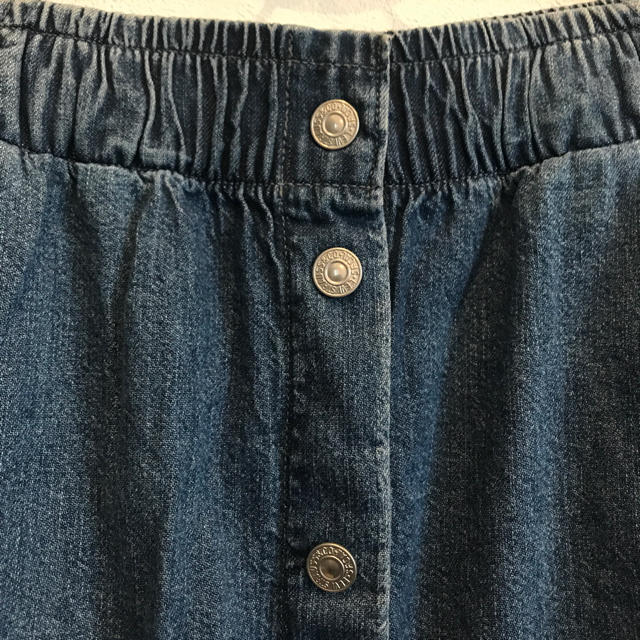 Levi's(リーバイス)の【新品】Levi's  デニムスカート レディースのスカート(ひざ丈スカート)の商品写真