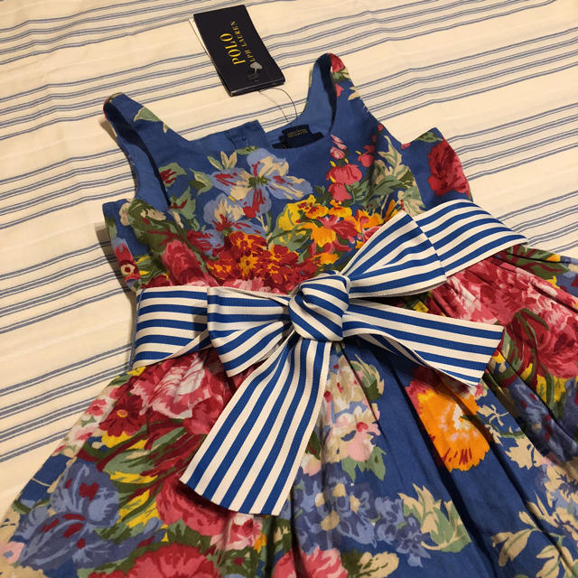 POLO RALPH LAUREN(ポロラルフローレン)の新品 花柄 ワンピース キッズ ラルフローレン ポロ 100 キッズ/ベビー/マタニティのキッズ服女の子用(90cm~)(ワンピース)の商品写真