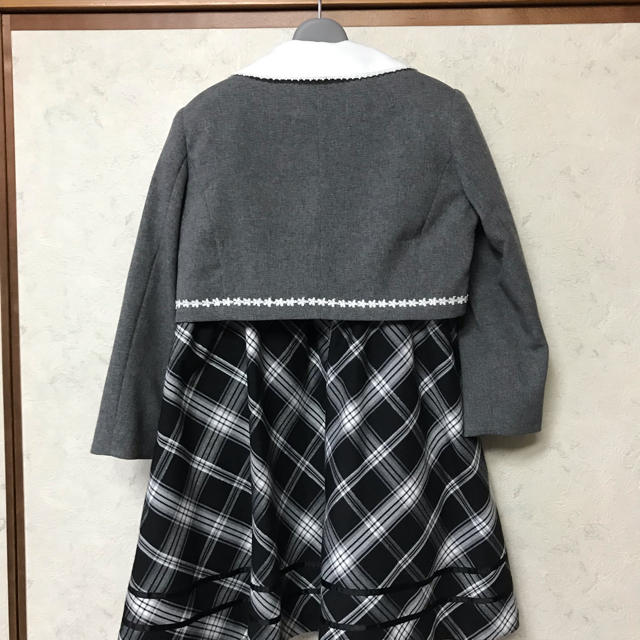 ワンピースとジャケット キッズ/ベビー/マタニティのキッズ服女の子用(90cm~)(ドレス/フォーマル)の商品写真