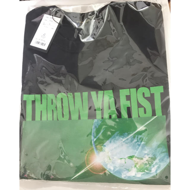 24karats(トゥエンティーフォーカラッツ)の24Karats×THROW YA FIST メンズのトップス(Tシャツ/カットソー(七分/長袖))の商品写真