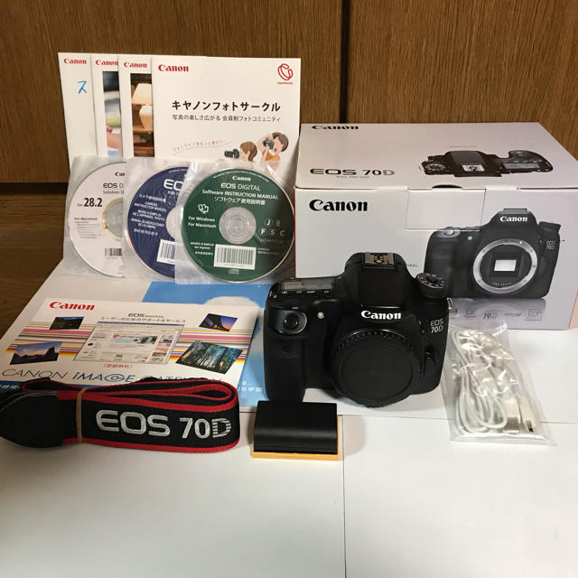 Canon(キャノン)EOS70D ボディスマホ/家電/カメラ