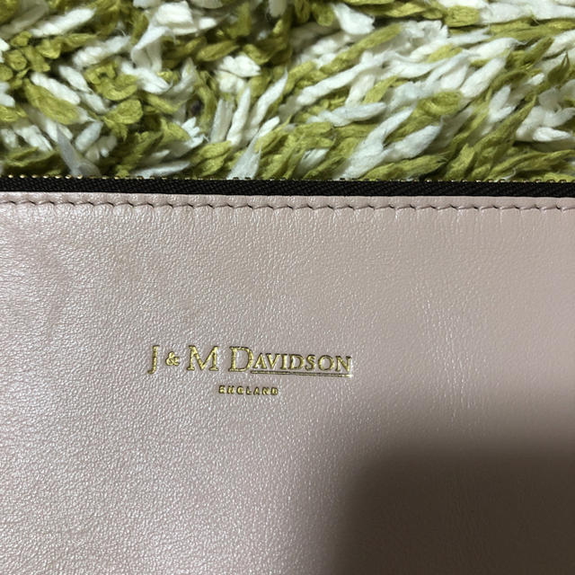 J&M DAVIDSON(ジェイアンドエムデヴィッドソン)のj&M DAVIDSON クラッチバッグ 美品 レディースのバッグ(クラッチバッグ)の商品写真