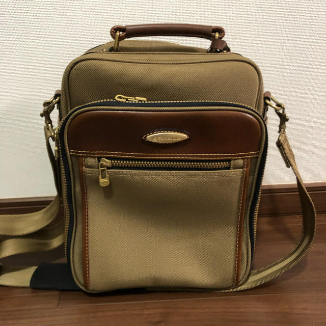 Samsonite(サムソナイト)のSamso ireカバン　　ヒロ様専用 レディースのバッグ(ショルダーバッグ)の商品写真