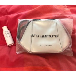 シュウウエムラ(shu uemura)のシュウウエムラ☆シルバーポーチ(コフレ/メイクアップセット)