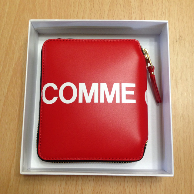 CDG Huge Logo Line Wallet【RED】素材