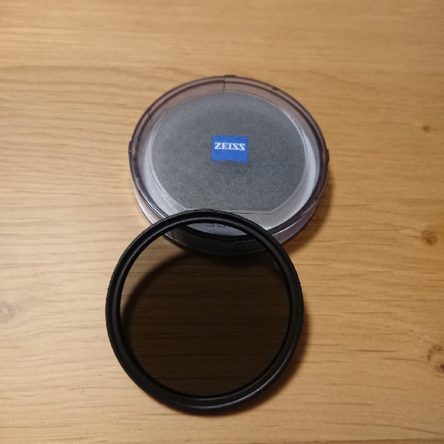 SONY(ソニー)のサーキュラーPLフィルター 55mm SONY製ZEISS スマホ/家電/カメラのカメラ(フィルター)の商品写真