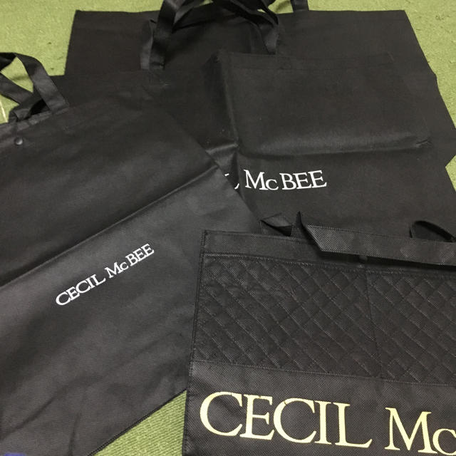 CECIL McBEE(セシルマクビー)のショップ袋10点セット レディースのバッグ(ショップ袋)の商品写真