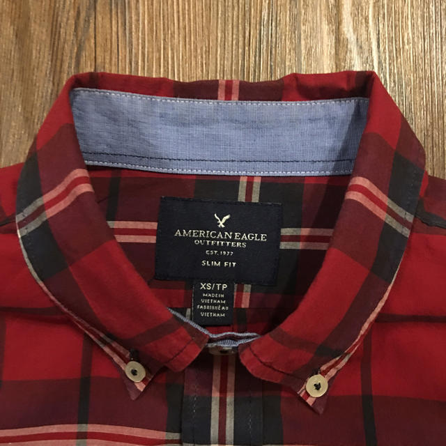 American Eagle(アメリカンイーグル)のアメリカンイーグル レッド チェックシャツ メンズのトップス(シャツ)の商品写真